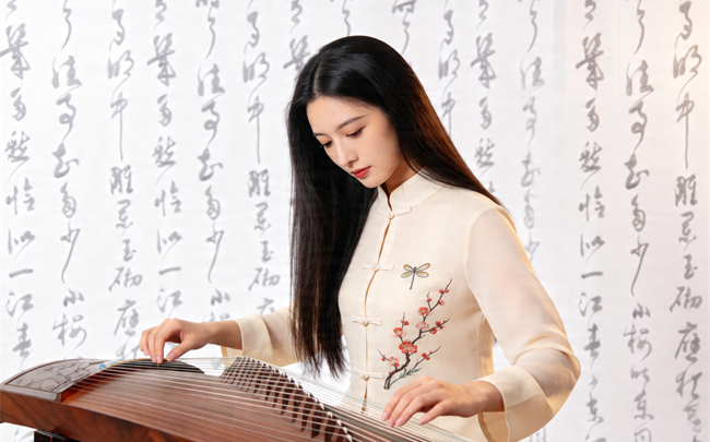 成人古筝课程（18-49岁）业余兴趣